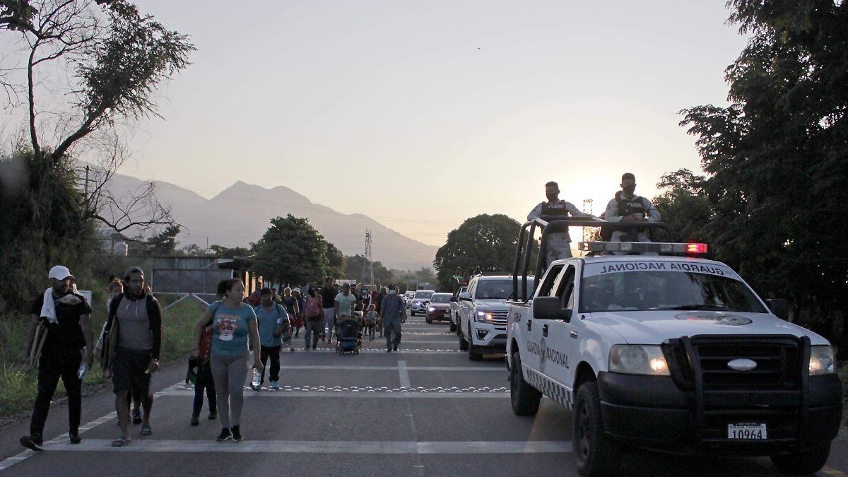 Guardia Nacional disparó contra vehículo de migrantes; hay un muerto